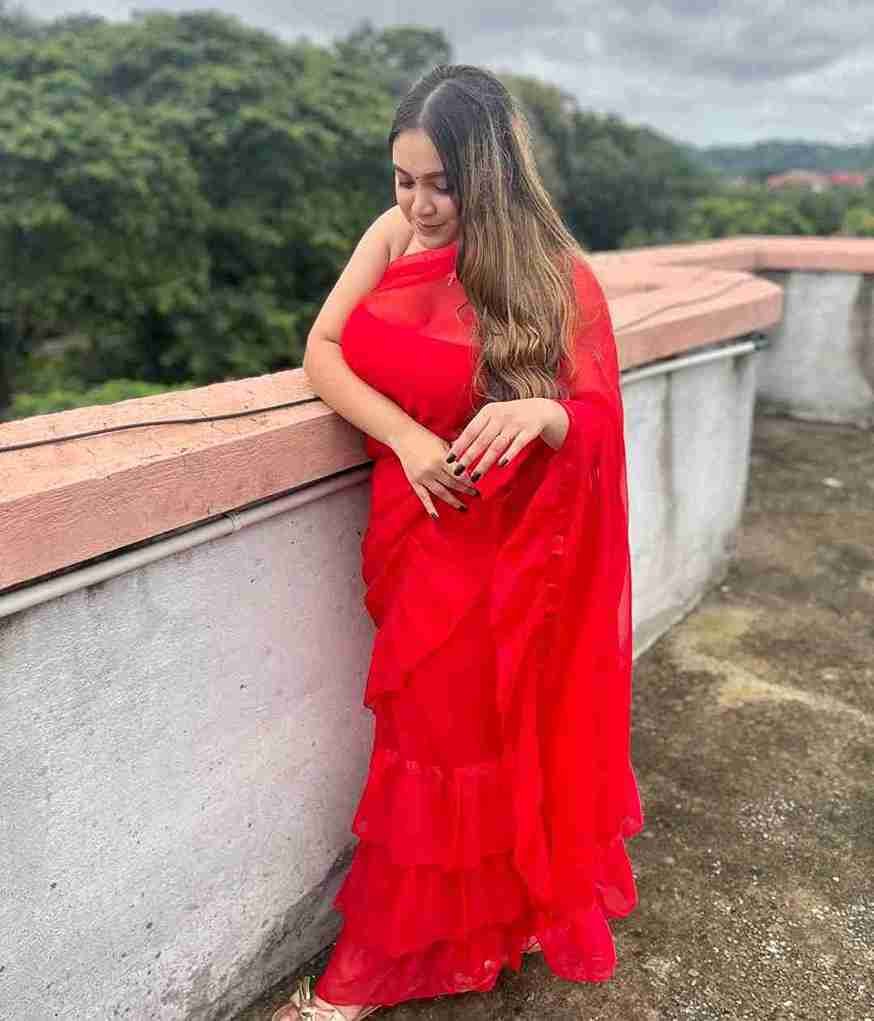 24/7 Service Pussy Stretching Expert Model Call Girl Bangalore